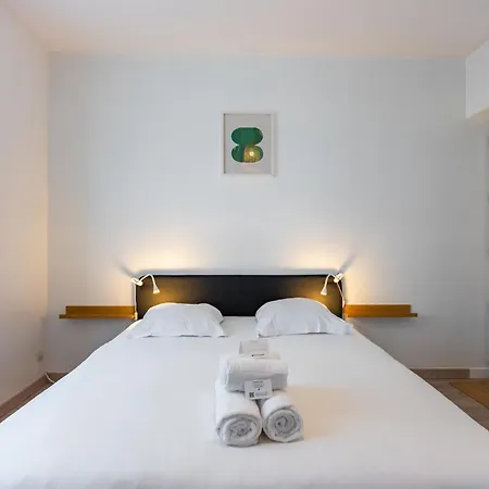 L'agreable De Pierre - 900 M De La Gare Apartment *