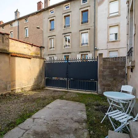 Apartamento L'agreable De Pierre - 900 M De La Gare *