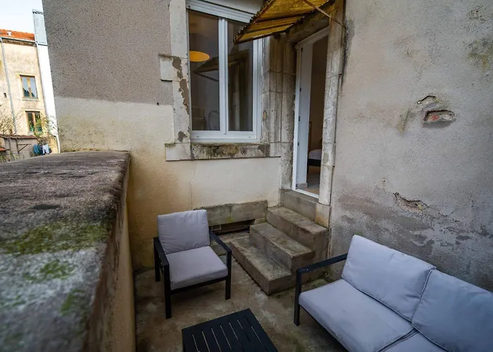 L'agreable De Pierre - 900 M De La Gare Apartment