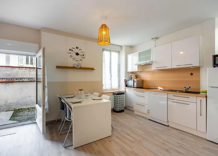 L'agreable De Pierre - 900 M De La Gare *